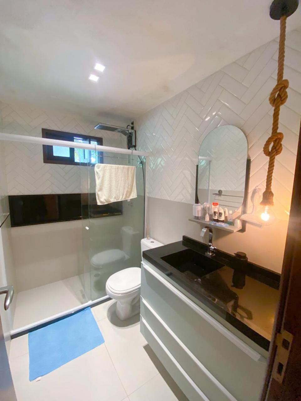 E Sala Com Piscina Em - Tulipa 02